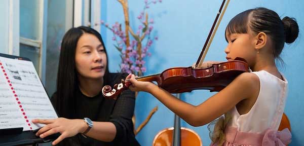 In Home and Online Violin Lessons